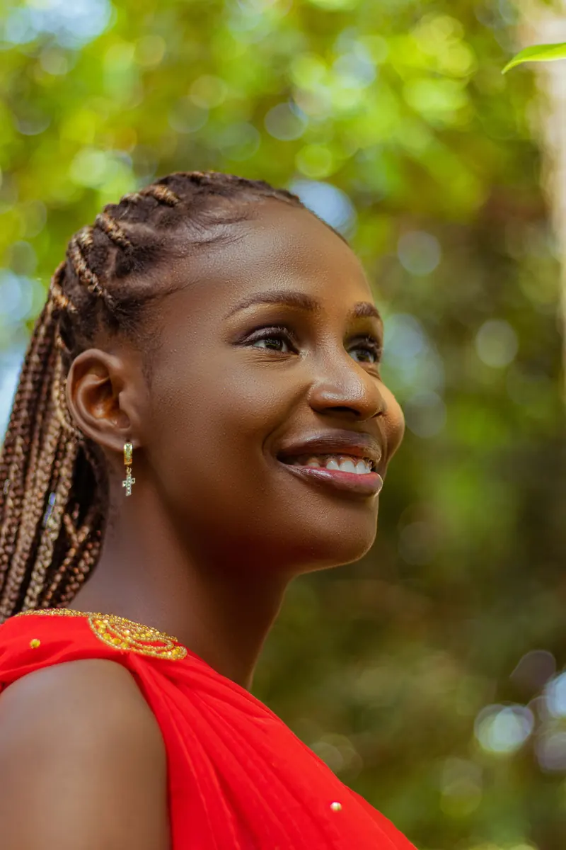 Woman with braided hair in an elegant outdoor portrait